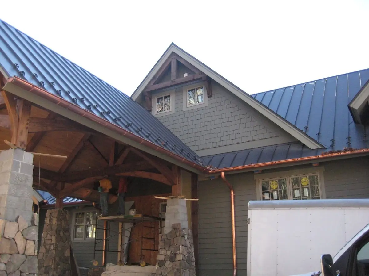 Craftsman Roofing team delivering quality roofing work in Downtown Edmonds